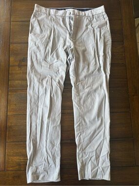 Amazon Essentials Light Beige Chino Pants
